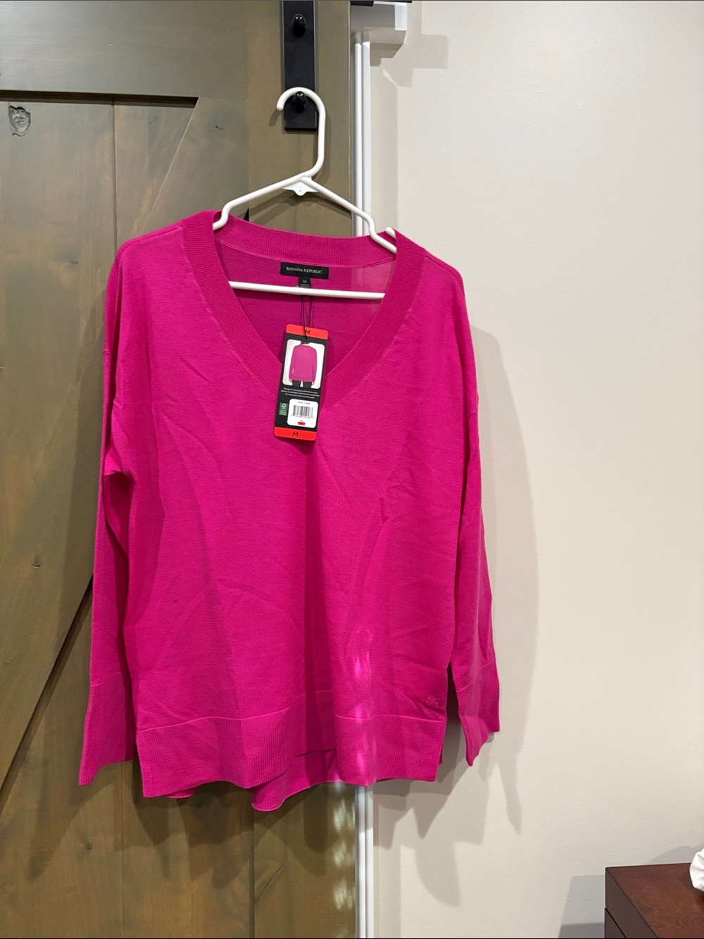 Banana Republic Bright Magenta V-Neck Sweater